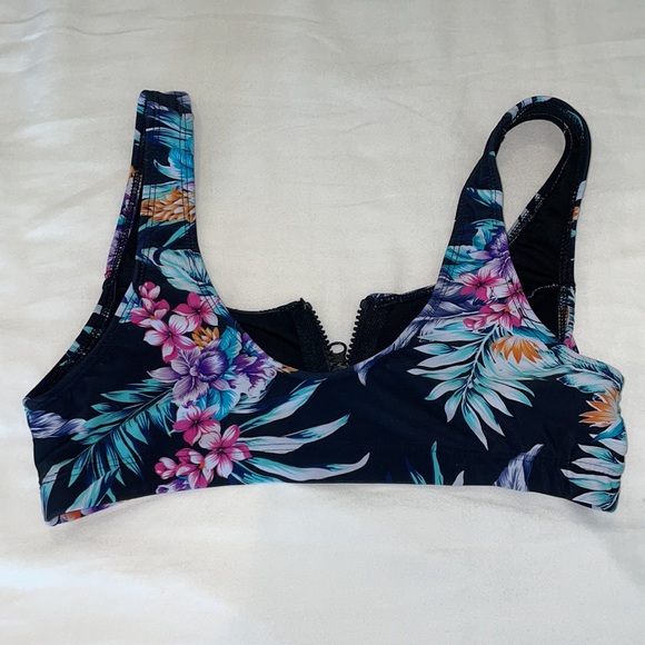 Floral bikini - Picture 7 of 7